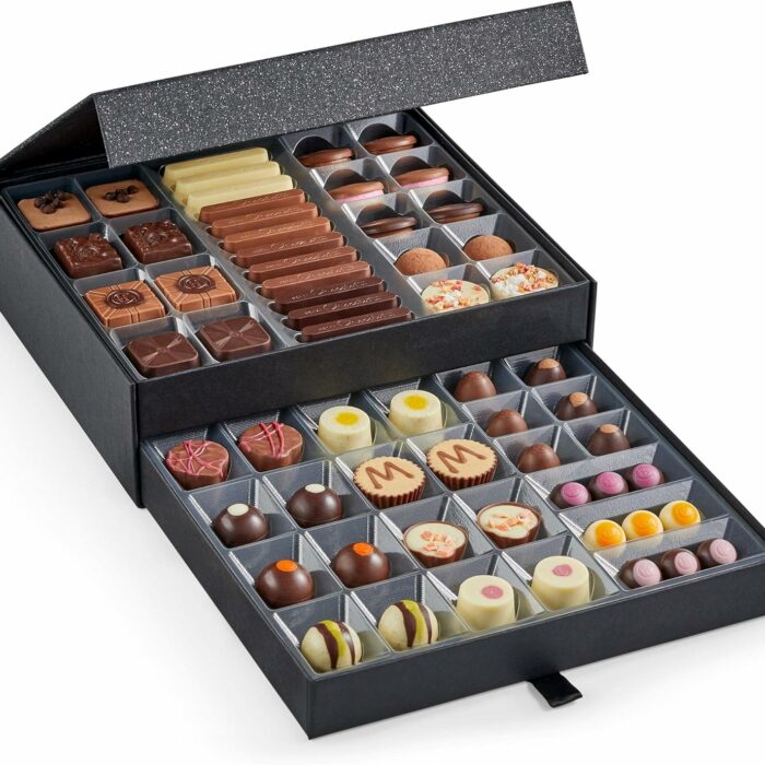 【Flash Sale】Hotel Chocolat Classic Cabinet 600g - Assortment of 61 Milk, White and Dark Chocolates - Large Chocolate Gift Box for Birthday